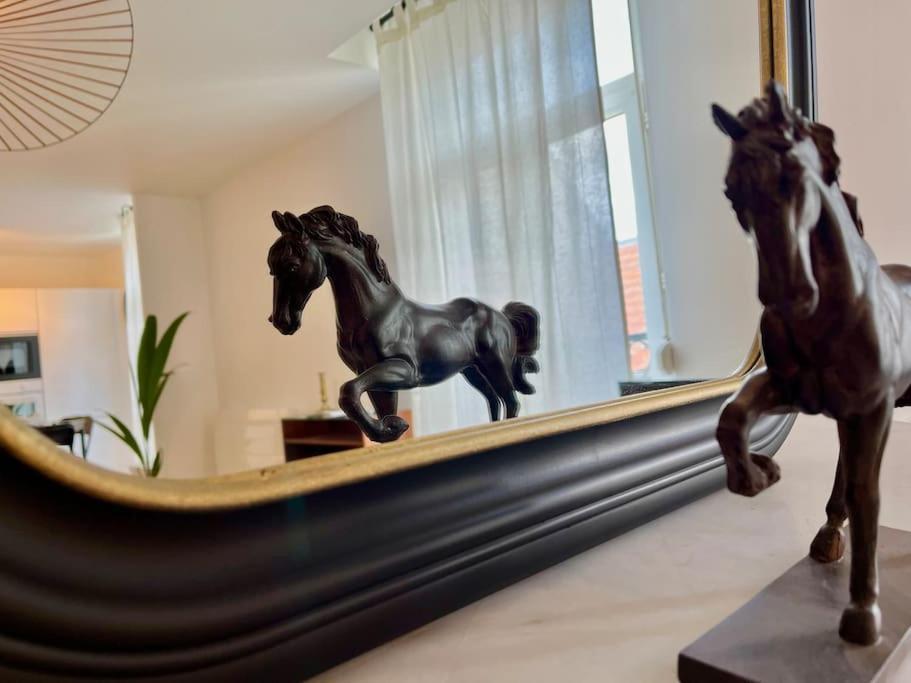 Chez Louis - Le Remois Du Centre Apartment Reims Luaran gambar