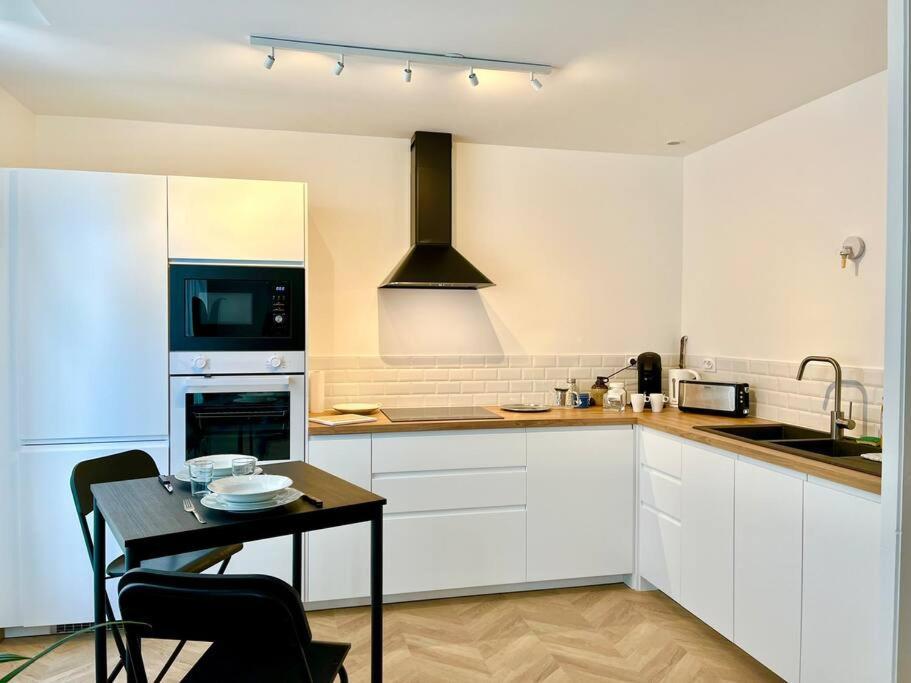 Chez Louis - Le Remois Du Centre Apartment Reims Luaran gambar