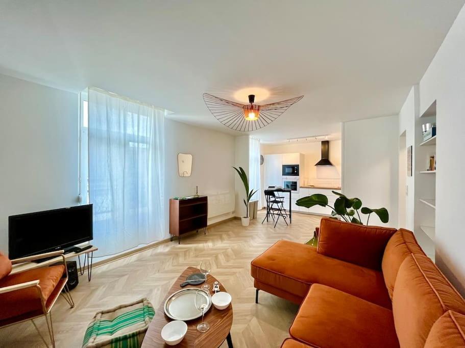 Chez Louis - Le Remois Du Centre Apartment Reims Luaran gambar